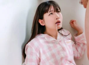 Anh trai ghen khi em gái có người yêu nên luôn bắt em ấy làm tình Anh trai ghen khi em gái có người yêu nên luôn bắt em ấy làm tình