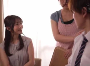 Mẹ thuê gia sư trẻ về để tạo động lực cho cậu con trai luyện thi, nhưng … Mẹ thuê gia sư trẻ về để tạo động lực cho cậu con trai luyện thi, nhưng …