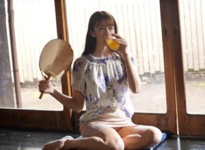Mùa hè buồn chán ở quê địt cô vợ hàng xóm thiếu thốn vì lấy chồng già Mùa hè buồn chán ở quê địt cô vợ hàng xóm thiếu thốn vì lấy chồng già